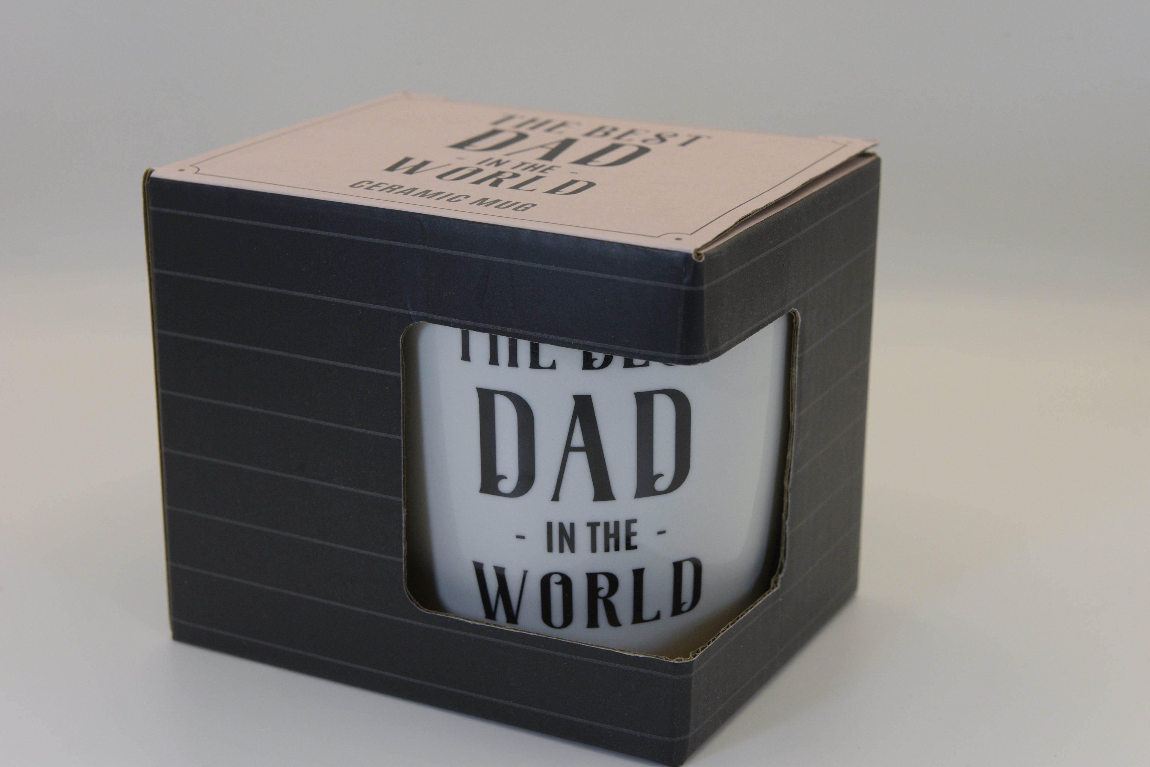 Celebrate the best dad in the world with this heartfelt ceramic mug. Featuring a bold, loving message, it's the perfect way to show appreciation for everything he does. 